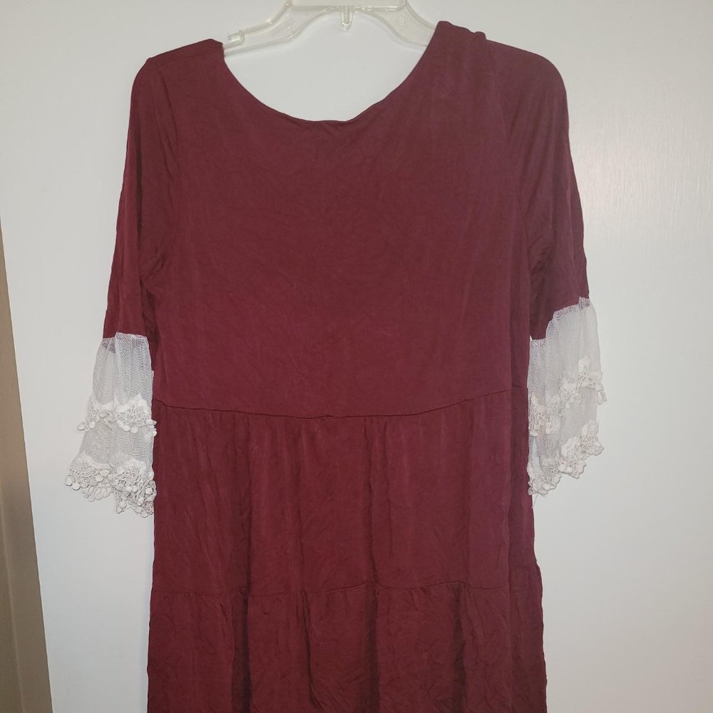 Tyler Rose brand dress, small, maroon with white lace on sleeves